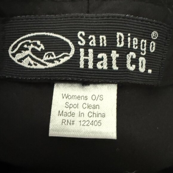 Vintage San Diego Hat Co Powder Blue Pageboy Hat w/ Contrast Bottons - Picture 5 of 6